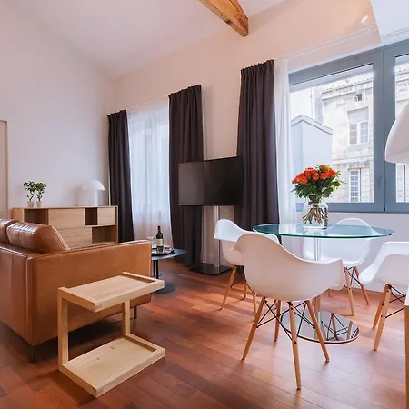 Bed & Breakfast Loft Luxe Hyper Centre: Terrasse/piscine/ Salle De Sport