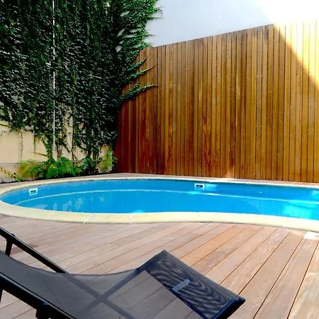 Loft Luxe Hyper Centre: Terrasse/piscine/ Salle De Sport לינה וארוחת בוקר 2*